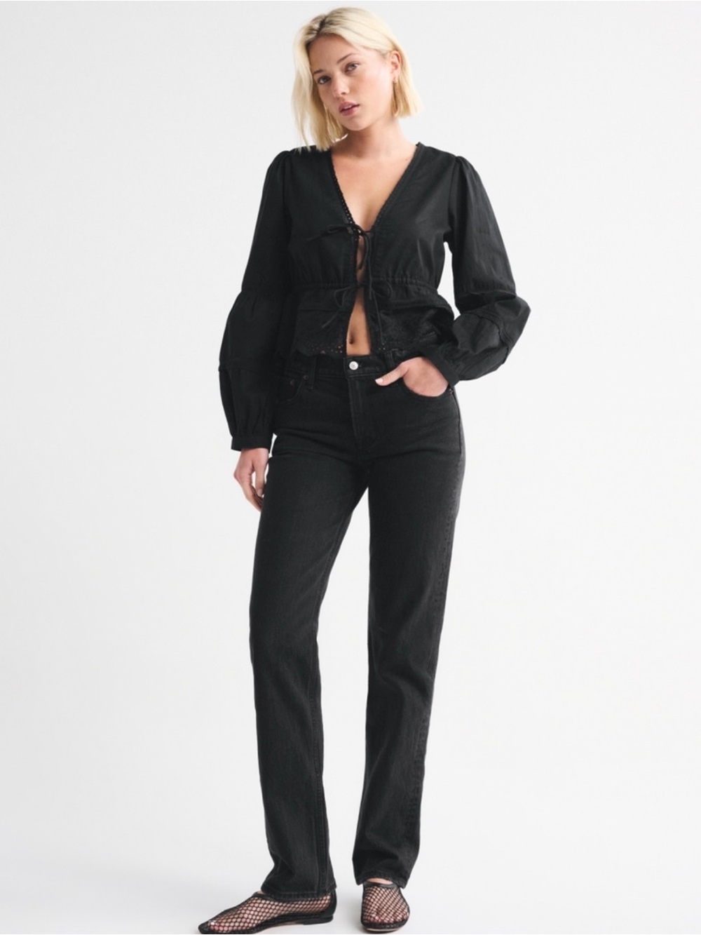 Abercrombie & Fitch Women’s 90's Straight Jeans - Black